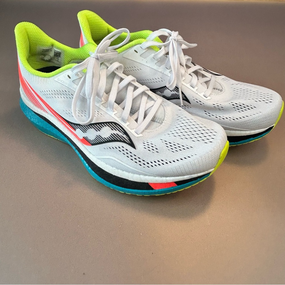 Saucony Endorphin Pro Running Shoe S10598-10 White Mutant Colorway Women’s Sz 10